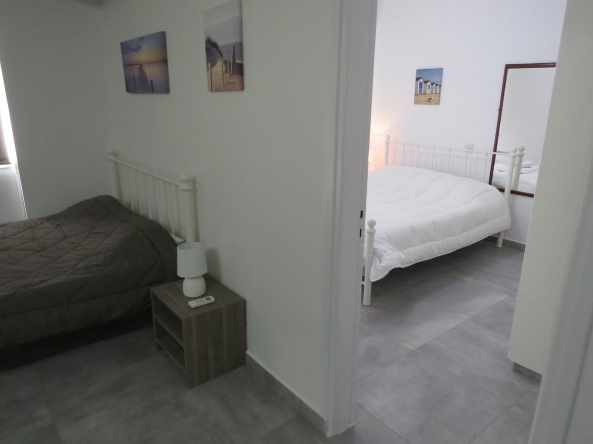 Adonis Apartment Paphos Ngoại thất bức ảnh