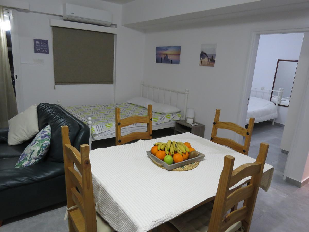 Adonis Apartment Paphos Ngoại thất bức ảnh